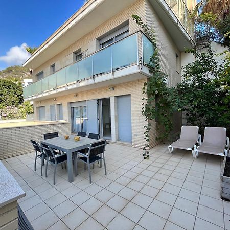 Apartamento Tranquil Duplex In Sitges, Barcelona,Sea Views, Parking, Terrace Exterior foto