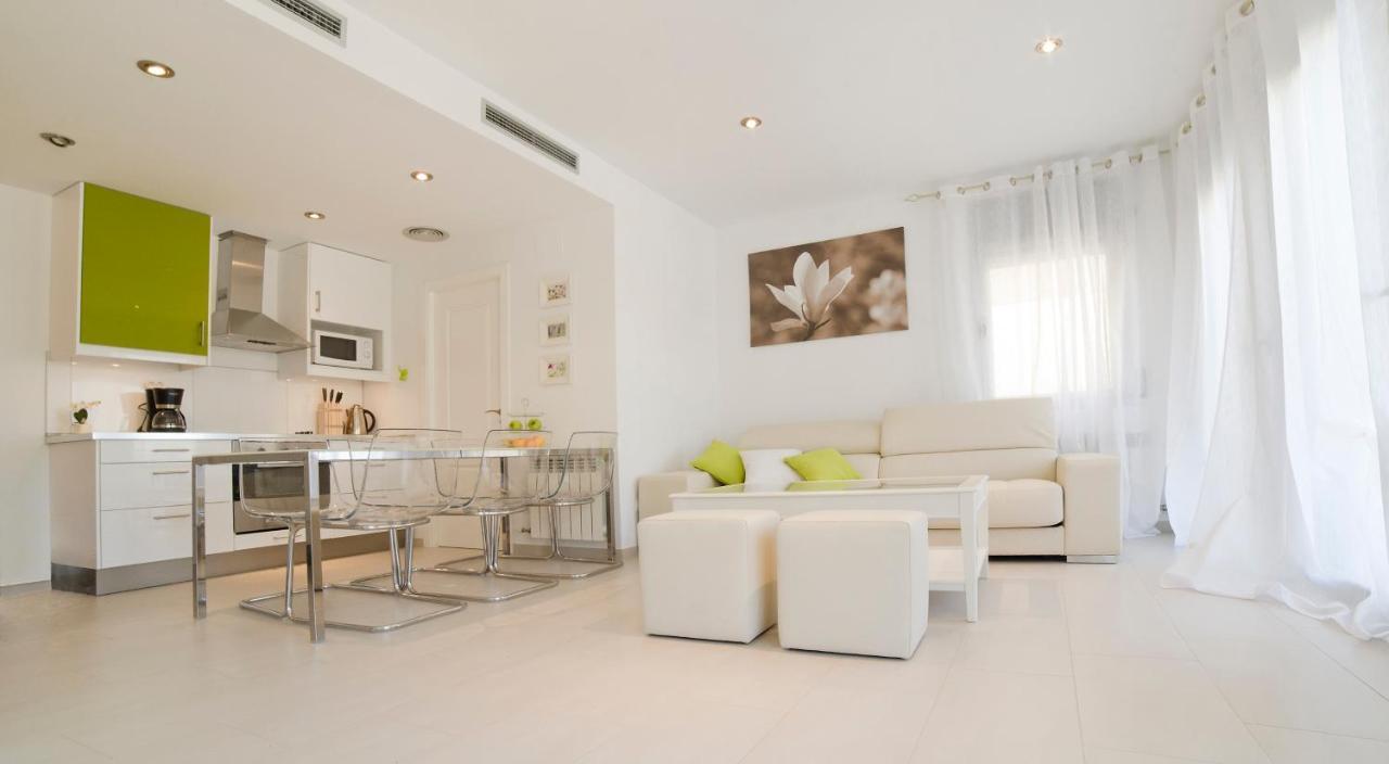 Apartamento Tranquil Duplex In Sitges, Barcelona,Sea Views, Parking, Terrace Exterior foto
