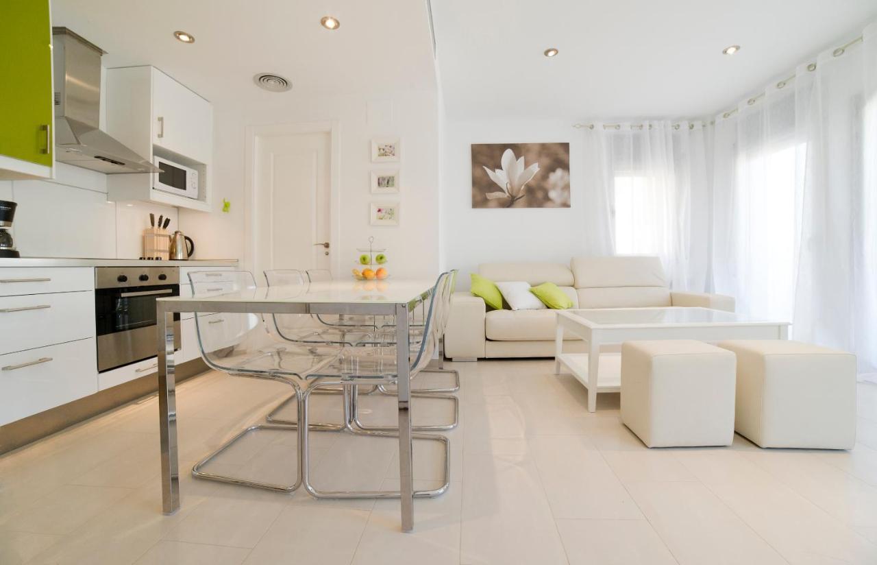 Apartamento Tranquil Duplex In Sitges, Barcelona,Sea Views, Parking, Terrace Exterior foto