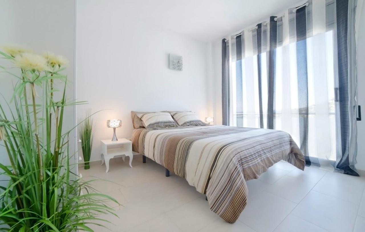Apartamento Tranquil Duplex In Sitges, Barcelona,Sea Views, Parking, Terrace Exterior foto