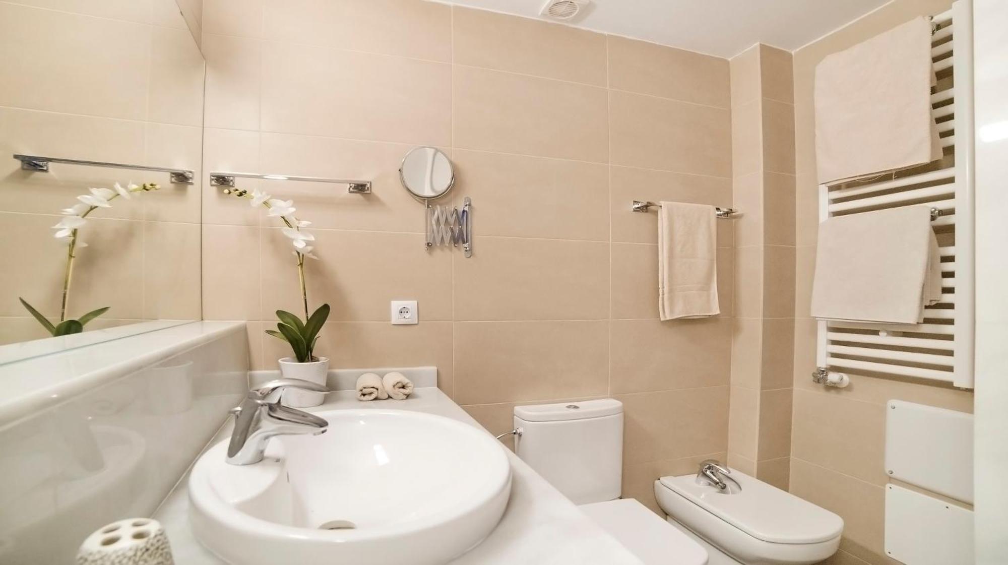 Apartamento Tranquil Duplex In Sitges, Barcelona,Sea Views, Parking, Terrace Exterior foto